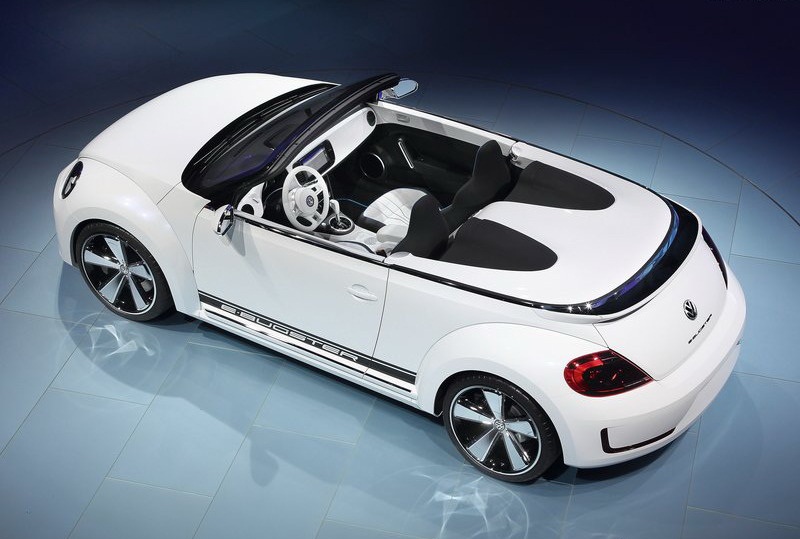 2012-Volkswagen-E-Bugster-Speedster-Concept-1.jpg